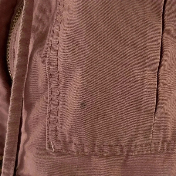 Pink Light Jacket with Zipper - Picture 2 of 10